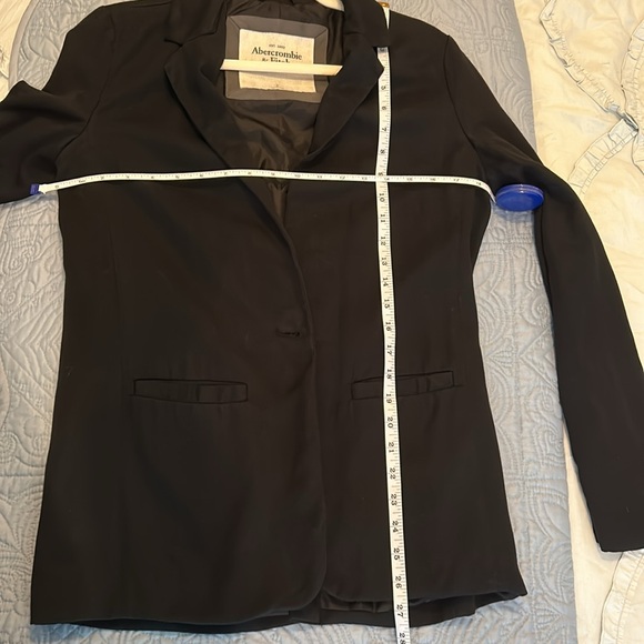 Women’s Abercrombie & Fitch Blazer - Picture 11 of 12